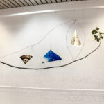 AM HOCH, Young Boat (Future Reflection Sister Past), site-specific installation at SetUp Art Fair 2015 in Bologna; painted mirrors, copper wire, branch; approximately 130 x 240 cm, (51 x 94.5 inches), 2014/2015.